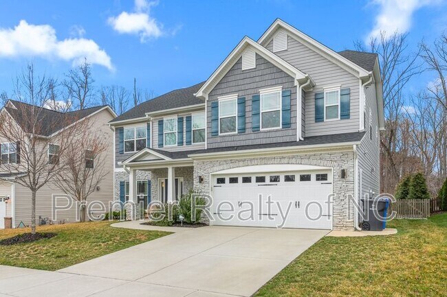 Building Photo - 1103 Magenta Way
