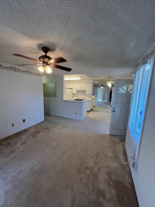 Building Photo - 94-211-211 Lumiaina Pl