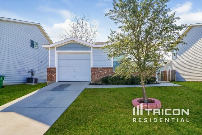 Building Photo - 1712 Vineridge Ln