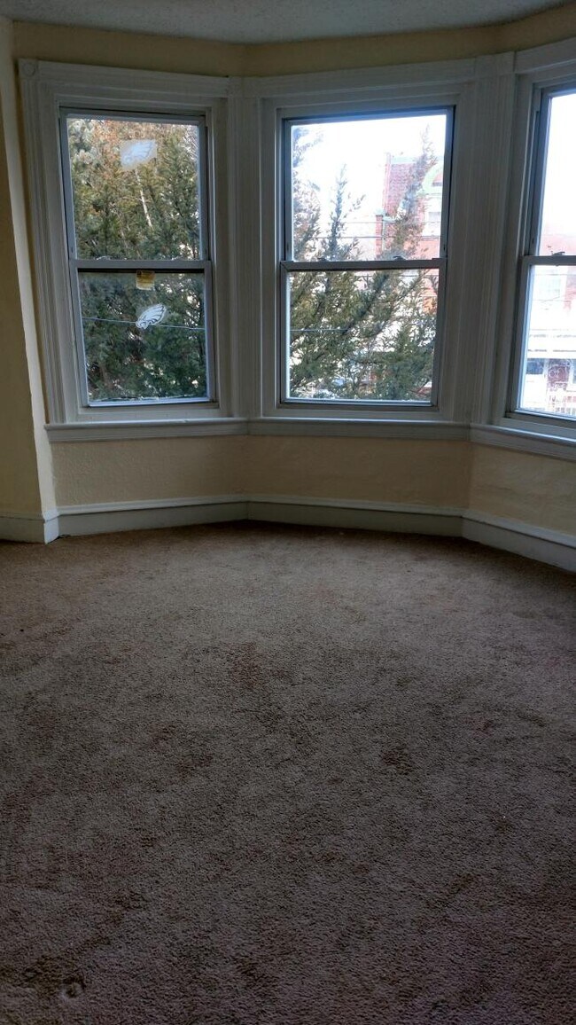 Foto del edificio - 5530 Chew Ave