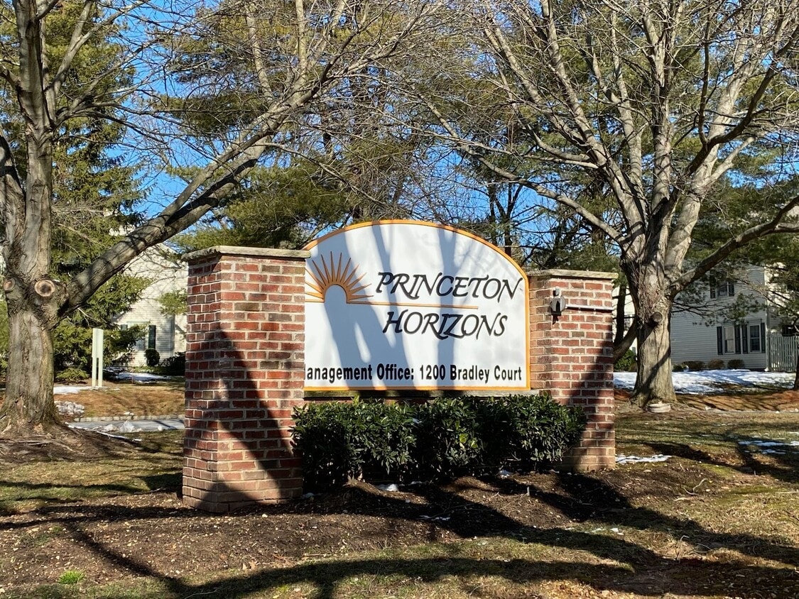 207 Mandon Ct Unit 1, Princeton, NJ 08540 Condo for Rent in Princeton