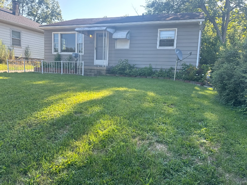 Primary Photo - 511 Burton Rd