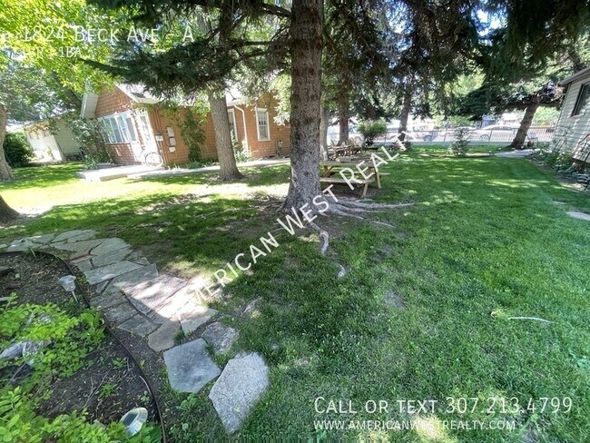 Foto del edificio - 1824 Beck Ave