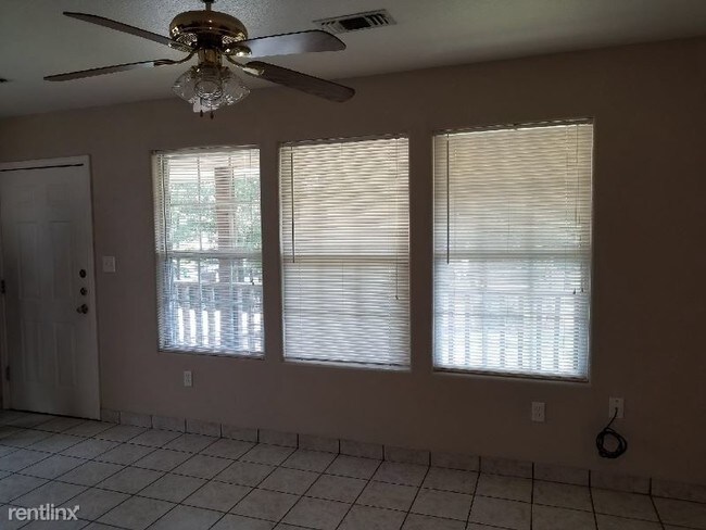 Foto del edificio - 7025 Hemlock St