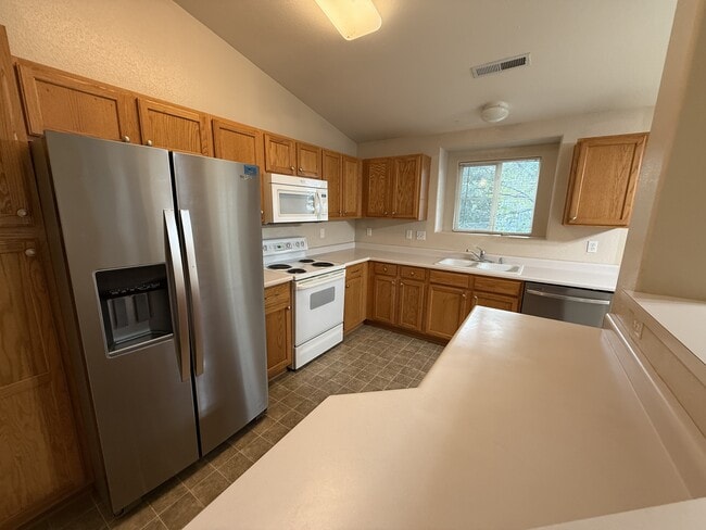Building Photo - 3732 Riviera Grove