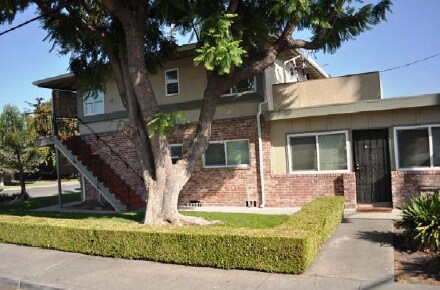 Building Photo - 270 Dunster Dr