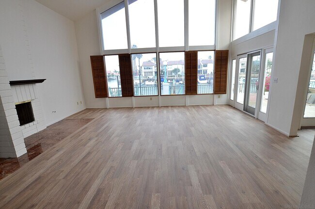 Foto del edificio - 29 Blue Anchor Cay Rd
