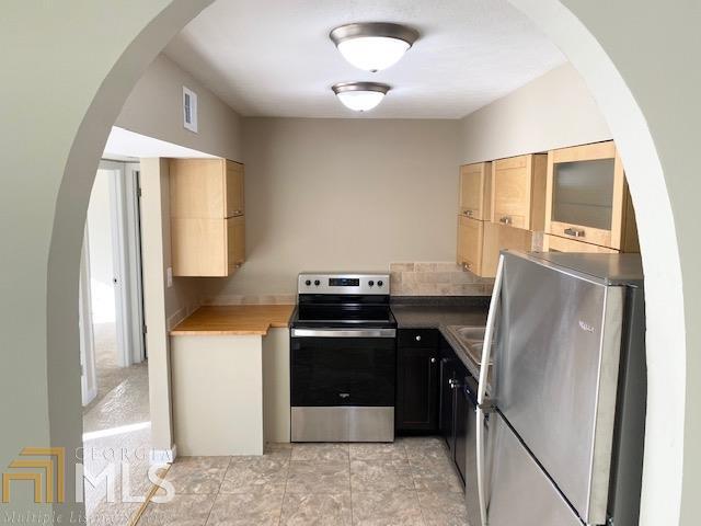 Foto del edificio - 3105 Colonial Way