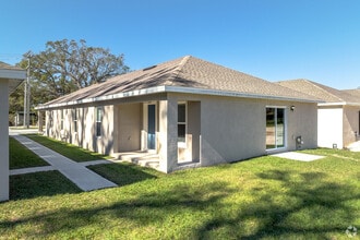 Building Photo - 1120 Gay Rd