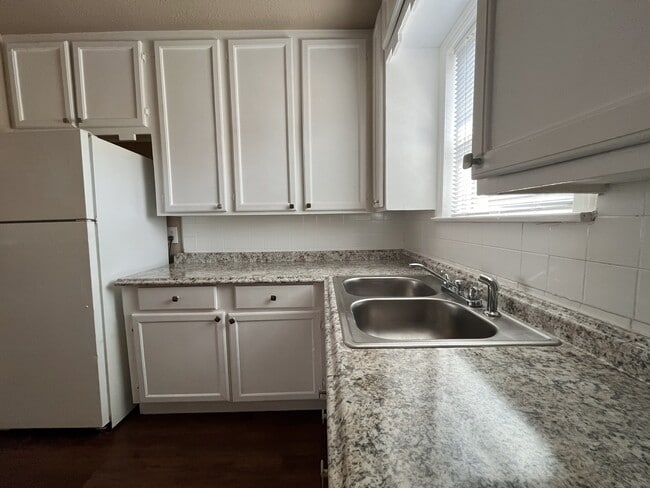 Foto del edificio - 7623 Pecan Villas Dr