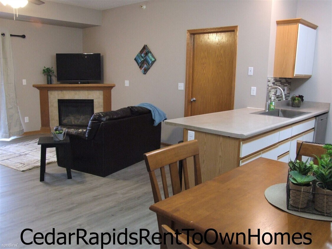 Foto principal - 2 br, 2 bath Condo - Rent To Own main floo...