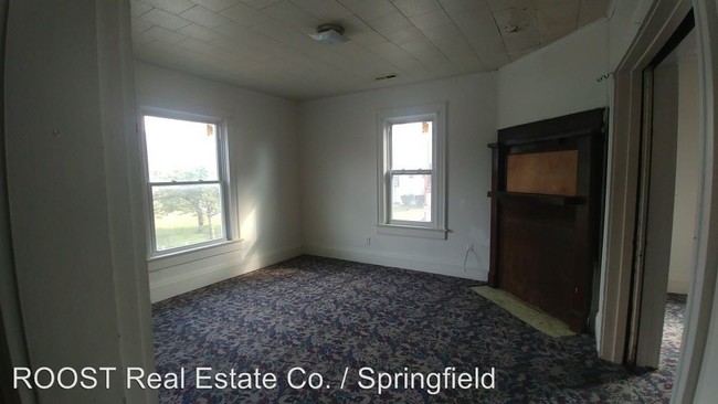 Building Photo - 1 E Pleasant St