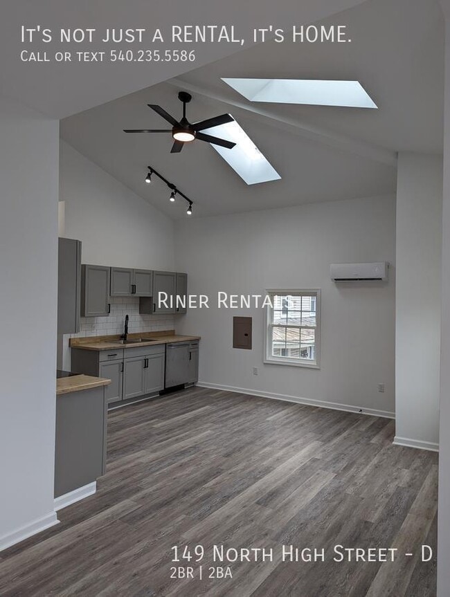 Photo - 149 N High St Apartment