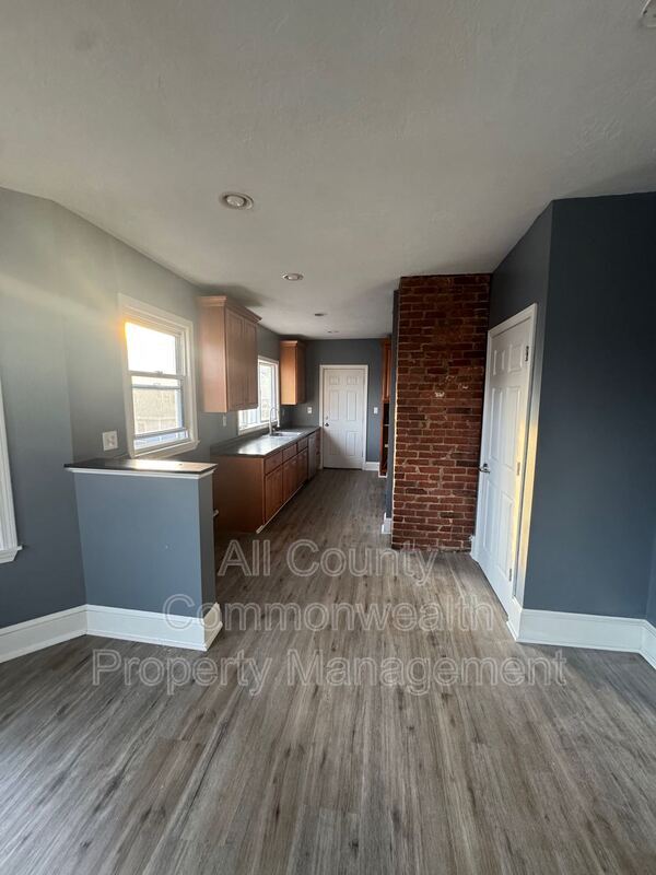 Foto del edificio - 8 Elm St