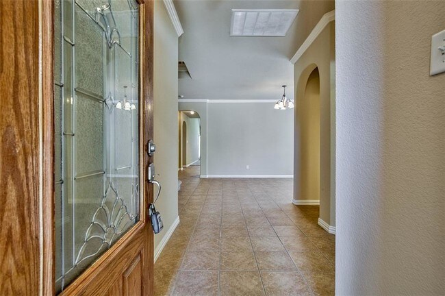 Building Photo - 3301 Meridian Dr