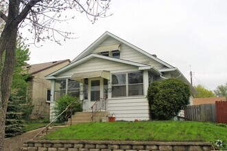 Building Photo - 1179 Charles Ave