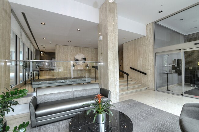 Foto del edificio - 88 W Schiller St