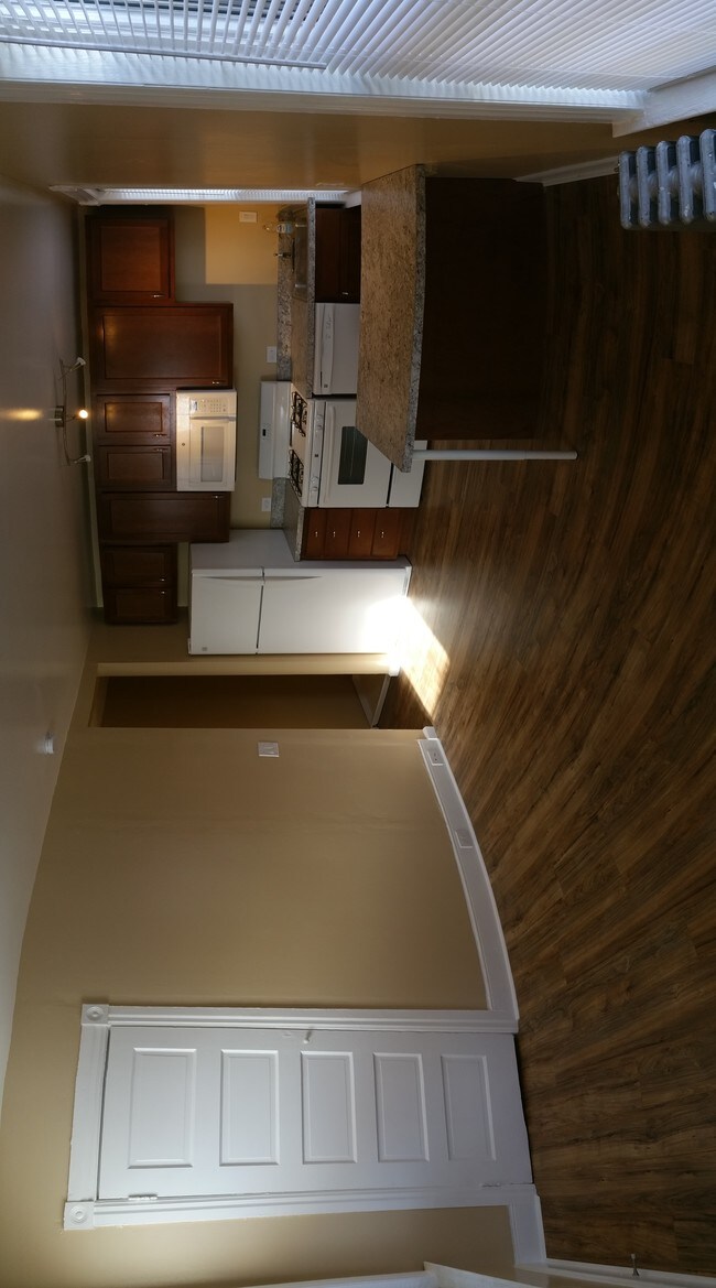 Building Photo - 1287 Haverford Rd