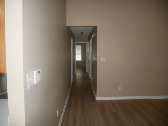 Building Photo - 7128 Village Ln