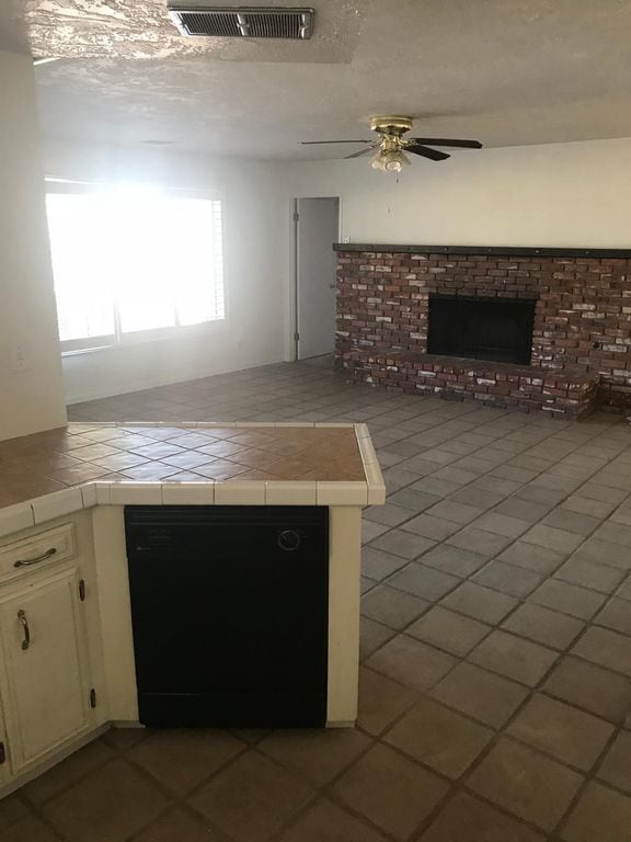 Foto del edificio - 18080 Pebble Beach Drive