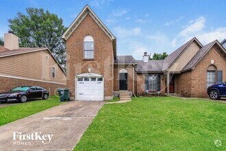 Building Photo - 5885 Ridgehill Dr