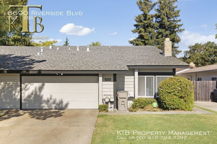 Primary Photo - Extra large halfplex with two master suites