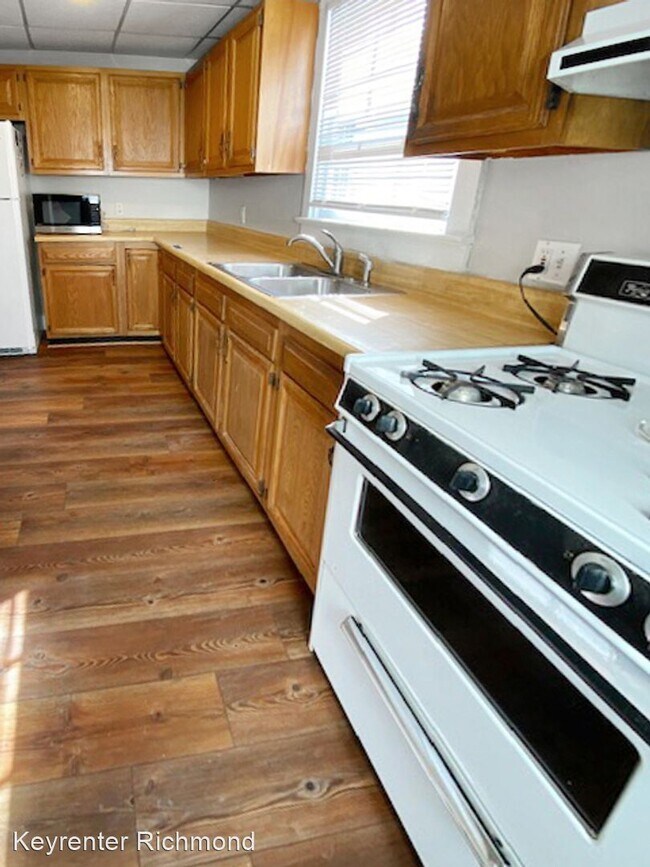 Foto del edificio - 4 br, 2 bath House - 601 1/2 N 1st St Rich...