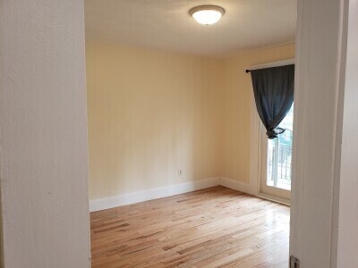 Building Photo - 192 Kelton St