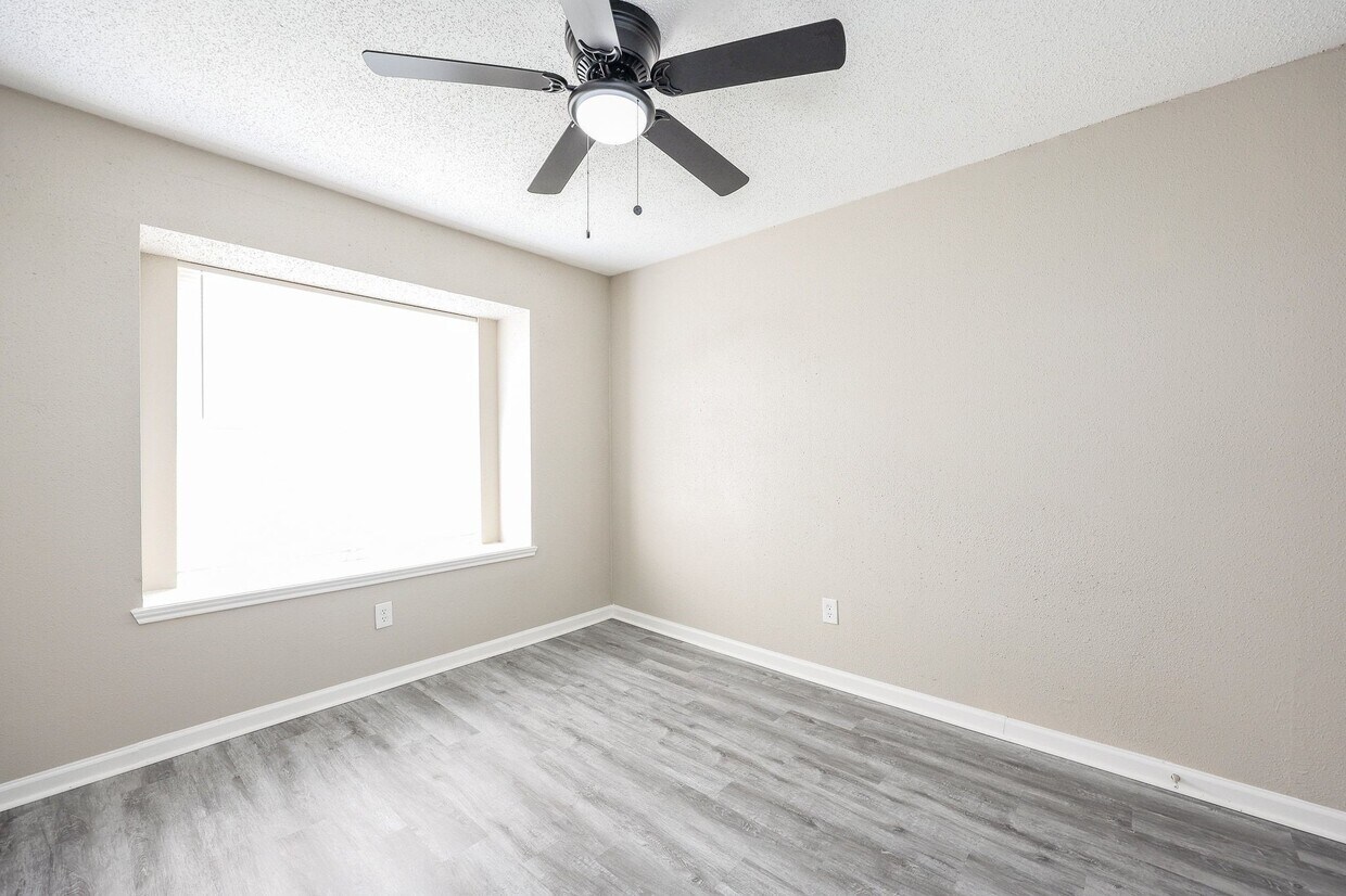 Building Photo - 11510 Teaside Dr
