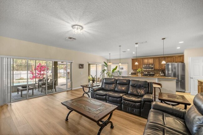 Foto del edificio - 4123 SW 46th Terrace