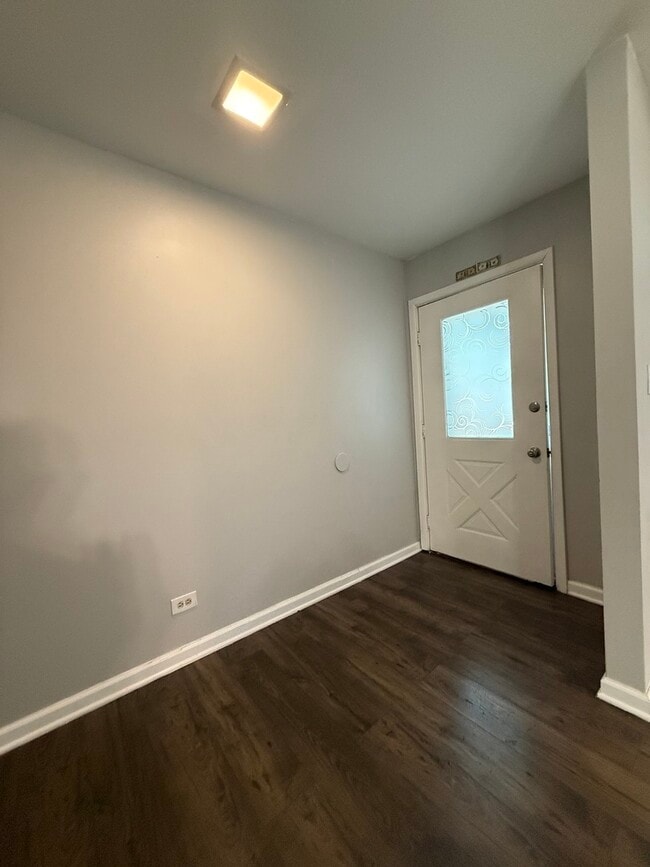 Building Photo - 2665 Sumac St