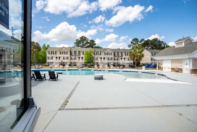 Foto del edificio - 1051 Southern Dr