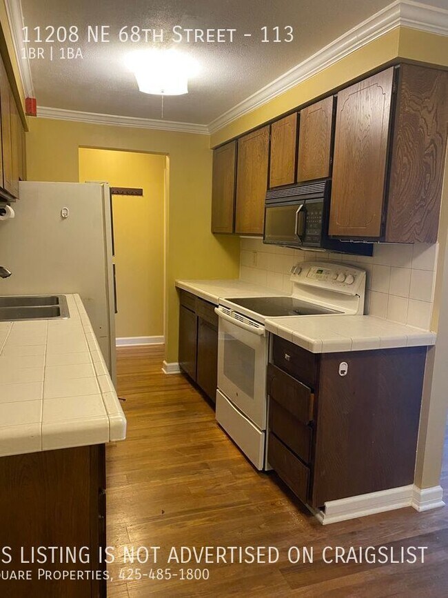 Foto del edificio - Rare Ground Floor 1 Bedroom Condo in Kirkl...
