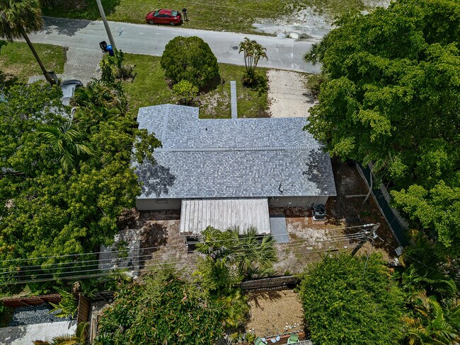 Foto del edificio - 317 SW 19th St