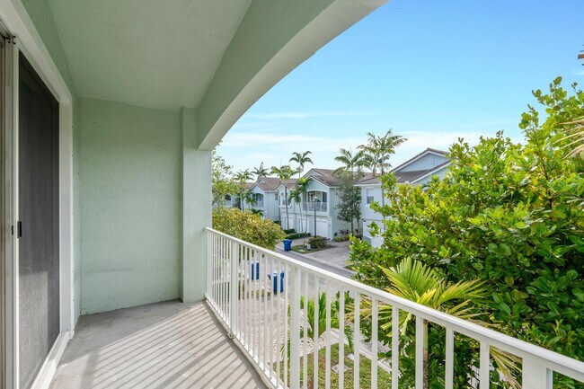 Foto del edificio - 3156 Laurel Ridge Cir