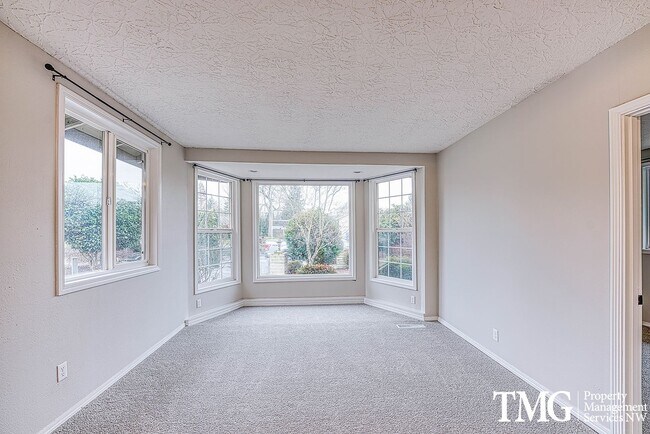 Foto del edificio - Peaceful 4 BD Ranch-Style Home in Quiet Cul-de-Sac!