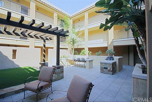 Foto del edificio - 428 W Main St