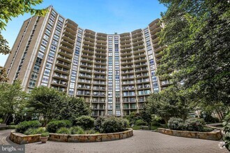 Building Photo - 9039 Sligo Creek Pkwy