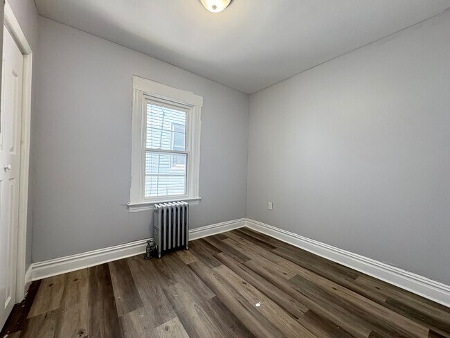 180 Lincoln Pl 2 - 178 Lincoln Pl