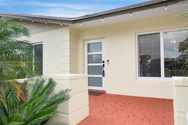 Foto del edificio - 10440 SW 126th Ave