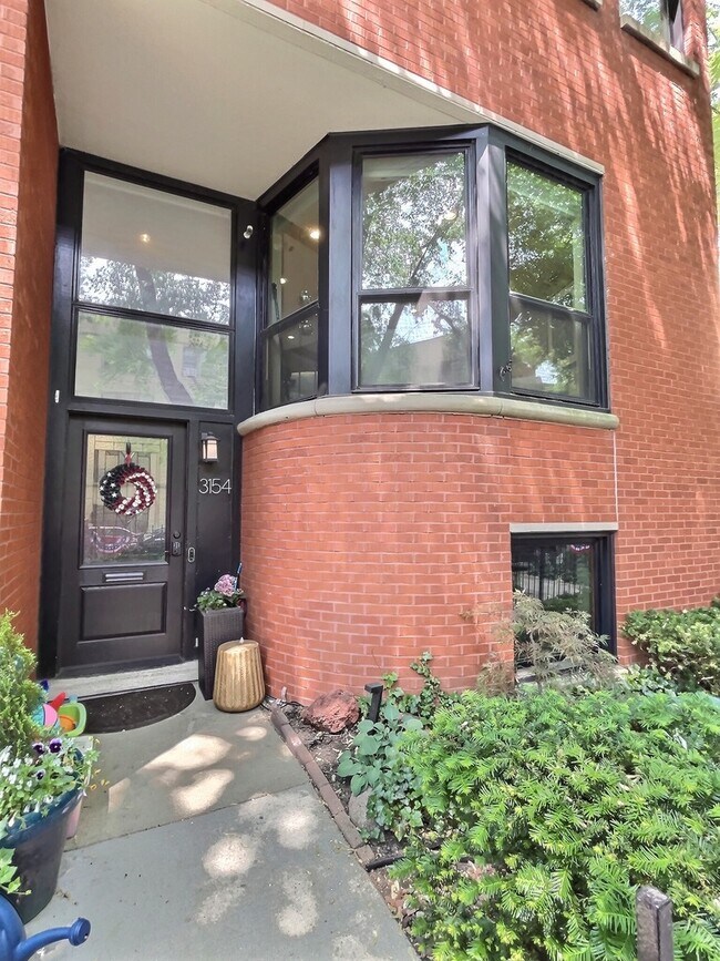 Building Photo - 3154 N Orchard St