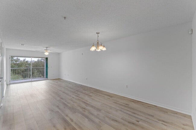 Foto del edificio - 4276 Calinda Ln