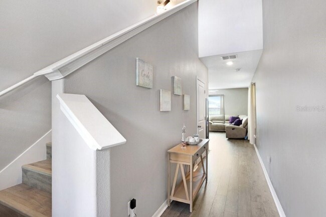 Foto del edificio - 15461 Broad Brush Dr