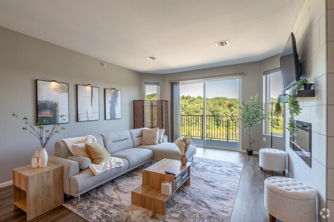 1BR, 1BA - 890SF - Living Room - Prairie Place