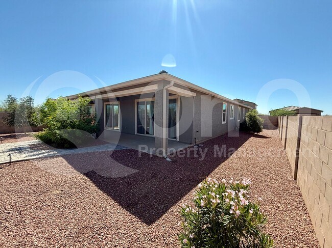 Foto del edificio - 21554 E Treasure Rd