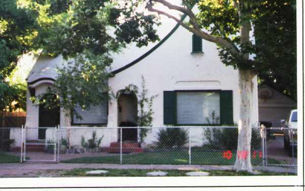 Primary Photo - 1035-1037 W Acacia St