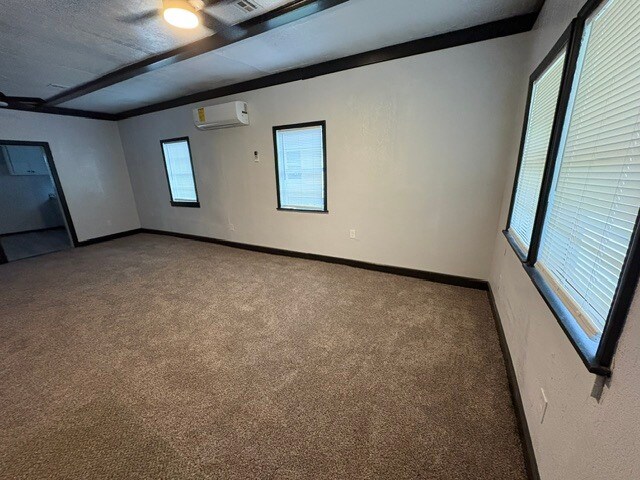 Foto del edificio - 904 SW G Ave