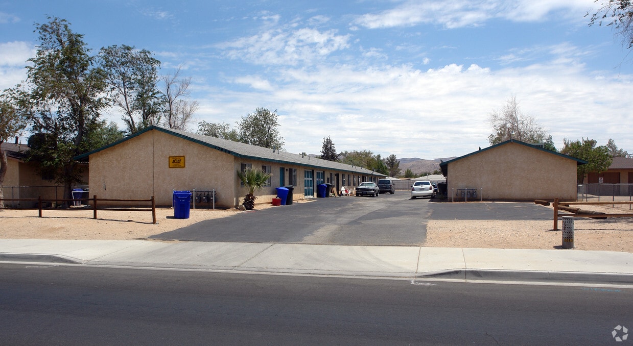 Building Photo - 12929 Navajo Rd