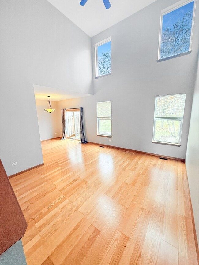 Foto del edificio - 1533 Keystone Ct