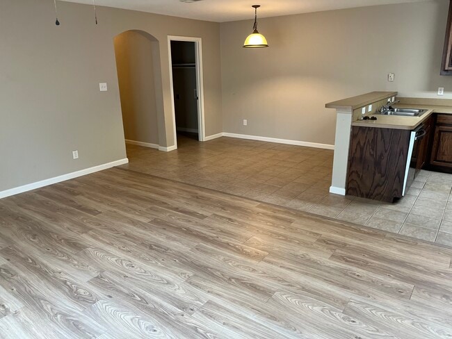 Foto del edificio - 1110 Mulkey Ln